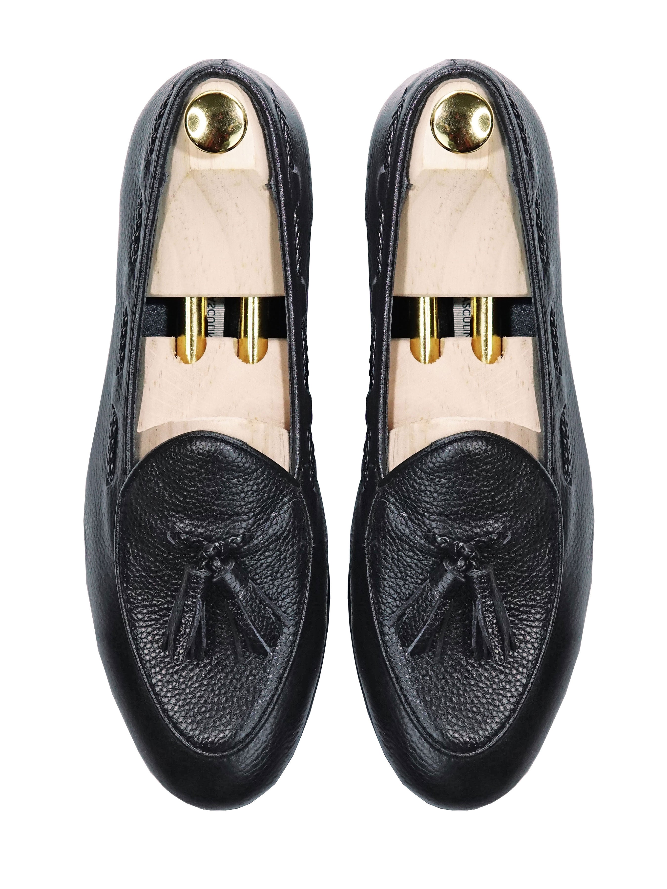 Belgian Loafer With Tassel - Black Pebble Grain Leather - Zeve Shoes