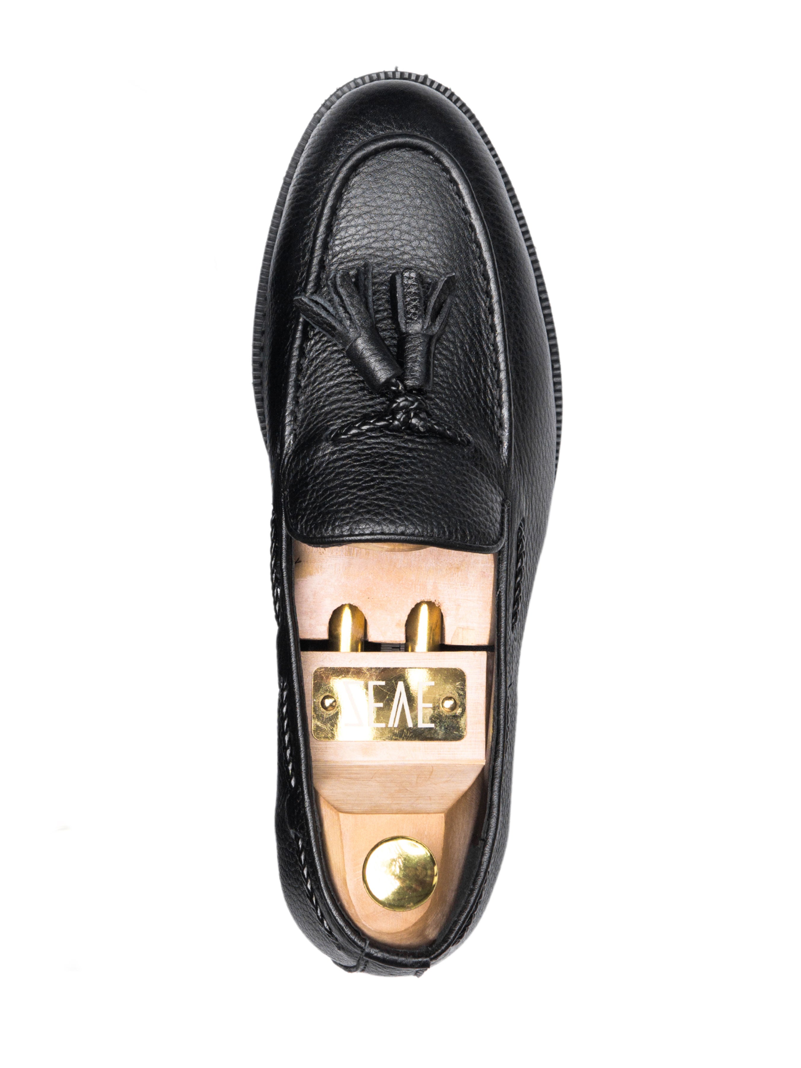 Tassel Loafer - Black Pebble Grain Leather (Crepe Sole) - Zeve Shoes