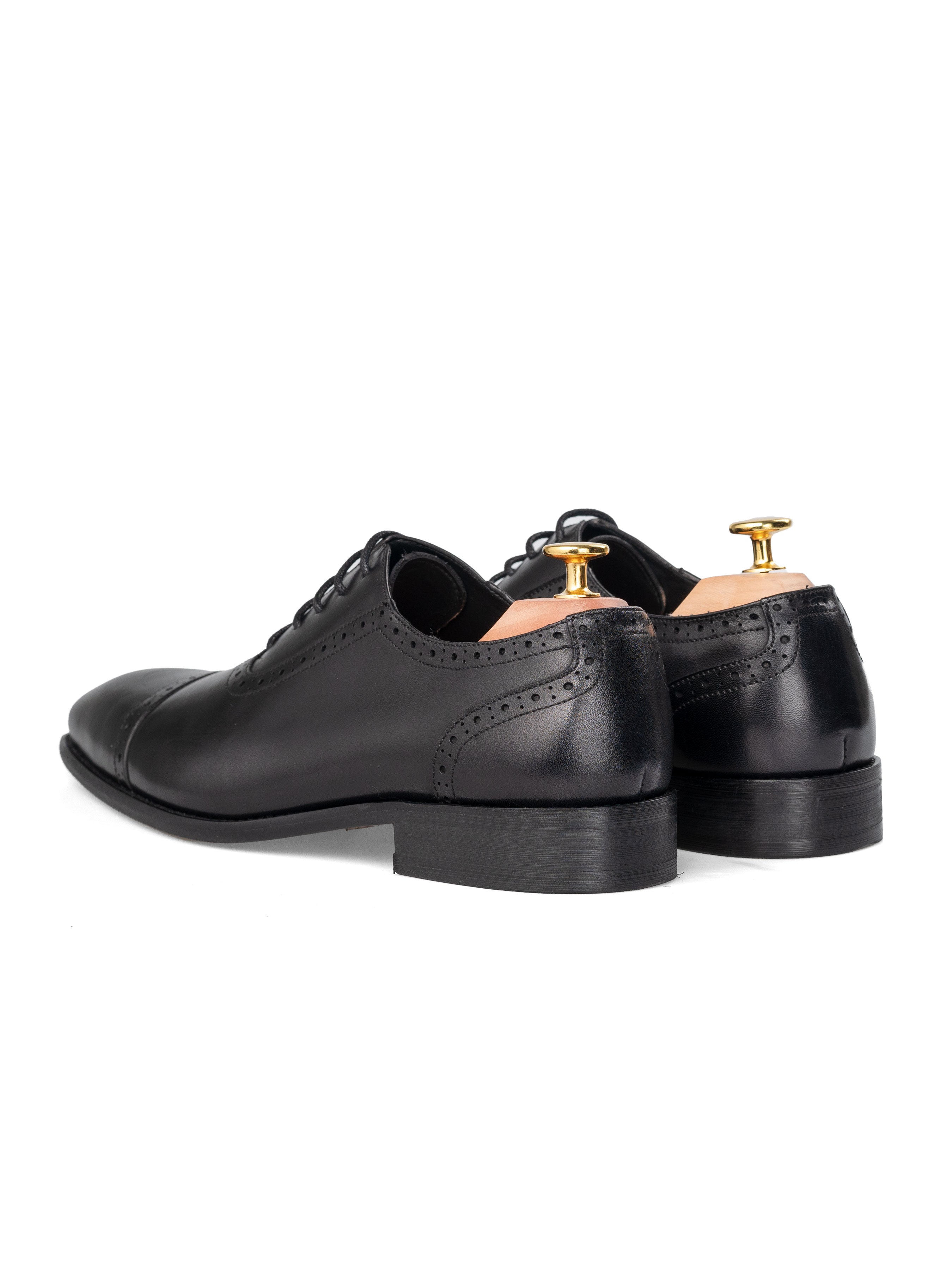 Oxford Cap Toe Adelaide - Black Lace Up (Chisel Toe)