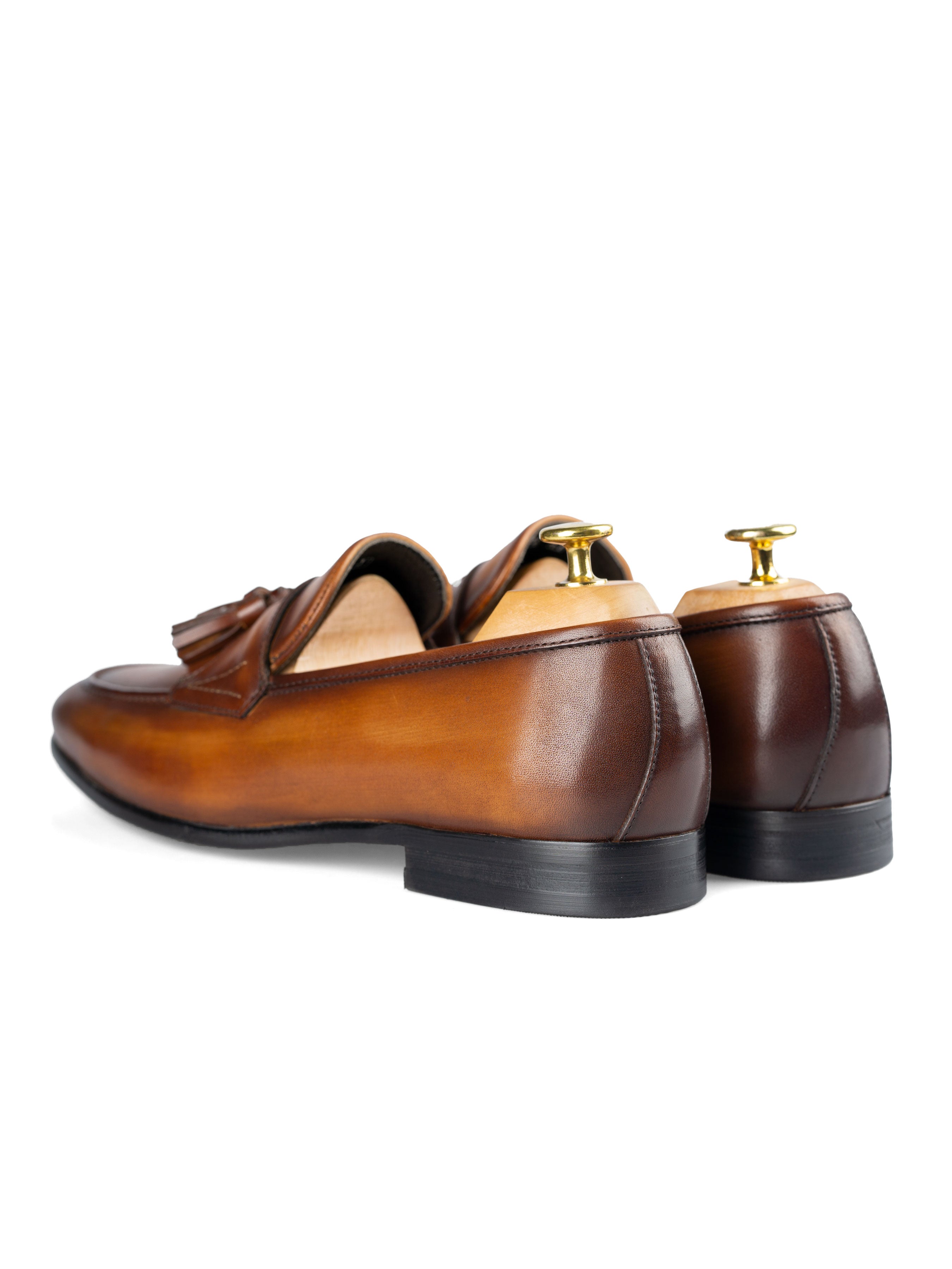 Tassel Loafer Wing Strap - Cognac Tan (Hand Painted Patina) - Zeve Shoes
