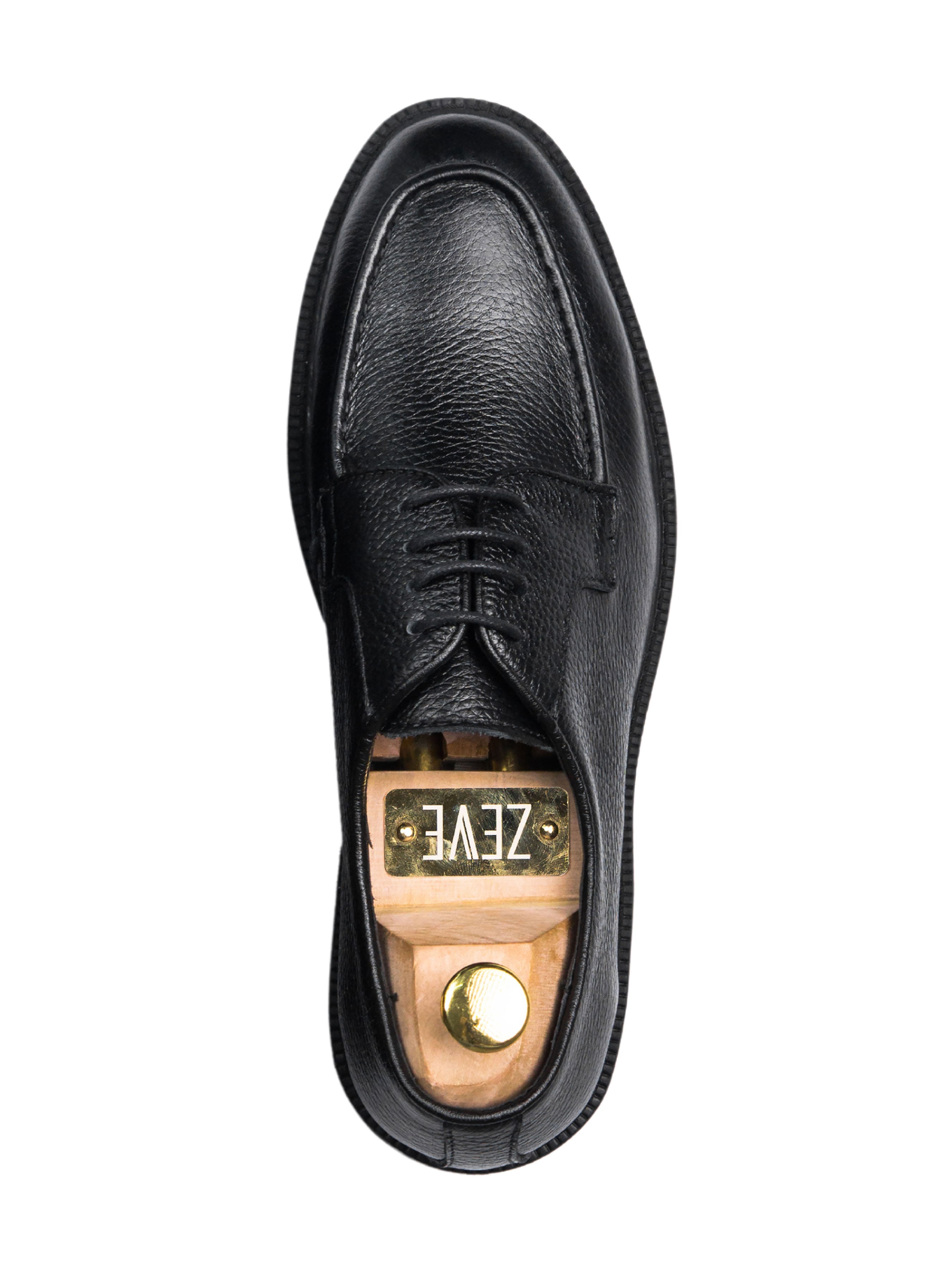 Blucher Lace Up - Black Pebble Grain Leather (Combat Sole) - Zeve Shoes
