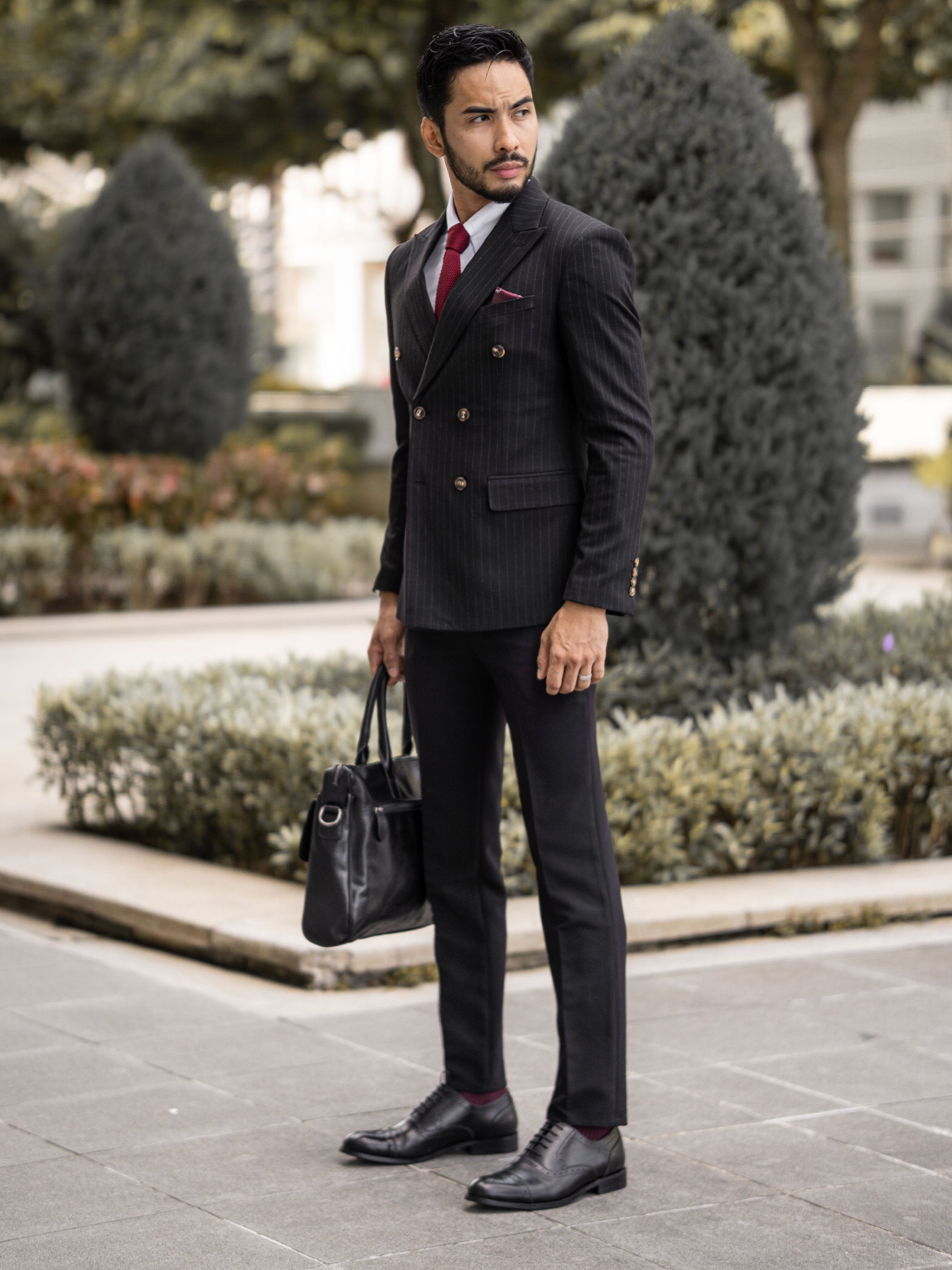 Double Breasted Suit Blazer - Black Pinstripes (Peak Lapel) - Zeve Shoes